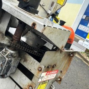 foto 4x4 AUSA B200H 5t komunal special zima zamiatarka syparka plug