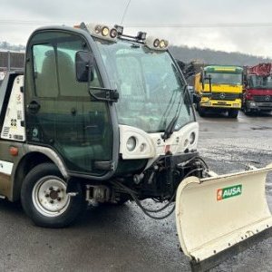 foto 4x4 AUSA B200H 5t komunal special zima zamiatarka syparka plug
