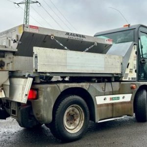 foto 4x4 AUSA B200H 5t komunal special zima zamiatarka syparka plug